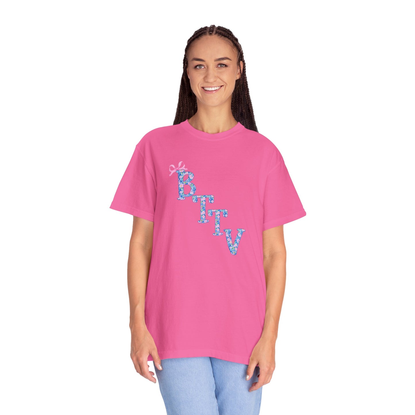 BTTV CUTSIE — Cute Pastel Graphic Tee with Bow Accent