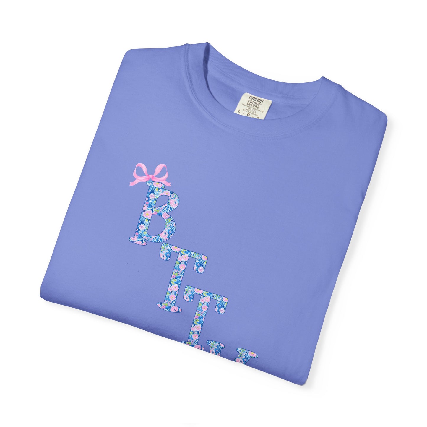 BTTV CUTSIE — Cute Pastel Graphic Tee with Bow Accent