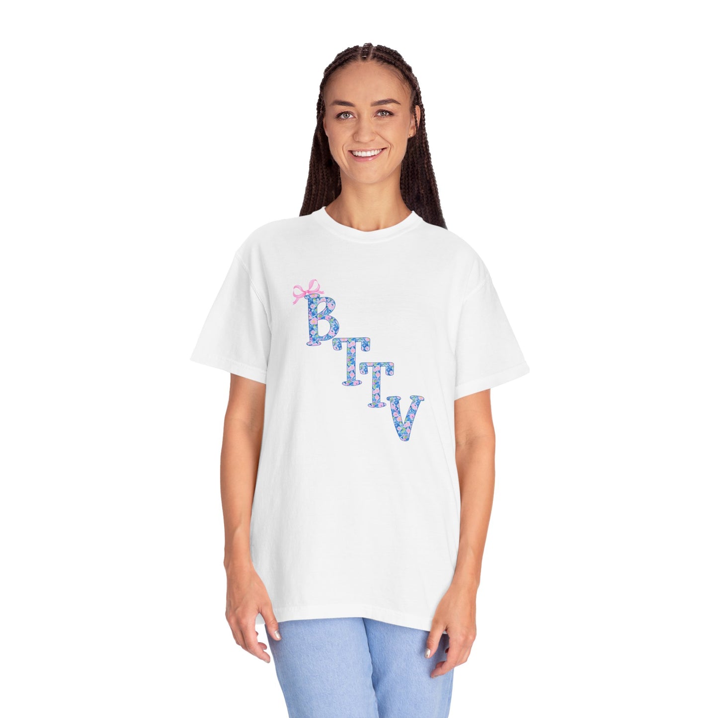 BTTV CUTSIE — Cute Pastel Graphic Tee with Bow Accent